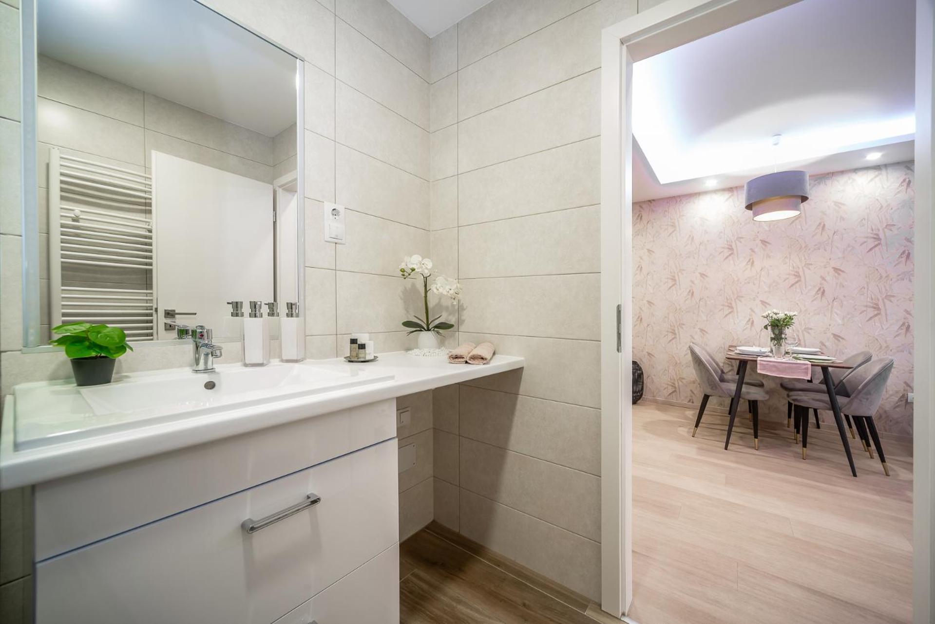Lavida Deluxe Villa Hajduszoboszlo Luaran gambar